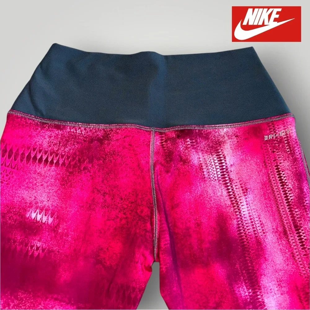 🛍️SALE🛍️ Nike Dri-Fit Women’s Watercolor Style Yoga & Training Leggings - Picture 7 of 8